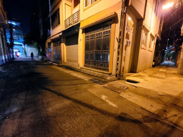 NHÀ ĐẸP PHỐ HOÀNG ĐẠO THÀNH – DIỆN TÍCH 70m – VỊ TRÍ ĐẸP – GIÁ CỰC TỐT NHÀ ĐẸP PHỐ HOÀNG ĐẠO