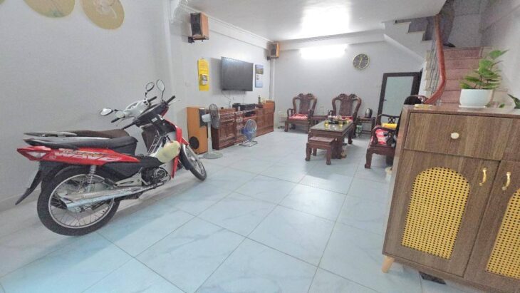 Bán nhà Thái Thịnh 35m 4 tầng MT4.3m lô góc, kinh doanh hơn 13 tỷ. Bán nhà Thái Thịnh 35m 4 tầng MT4.3m lô góc, kinh doanh hơn 13 tỷ.