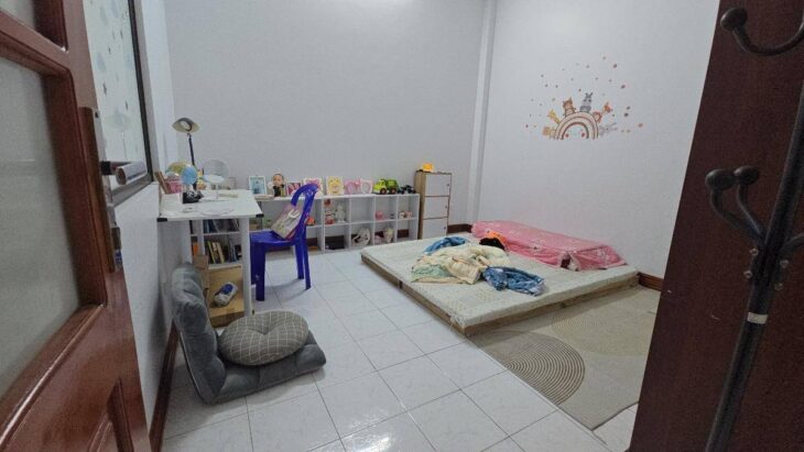 Bán nhà Thái Thịnh 35m 4 tầng MT4.3m lô góc, kinh doanh hơn 13 tỷ.