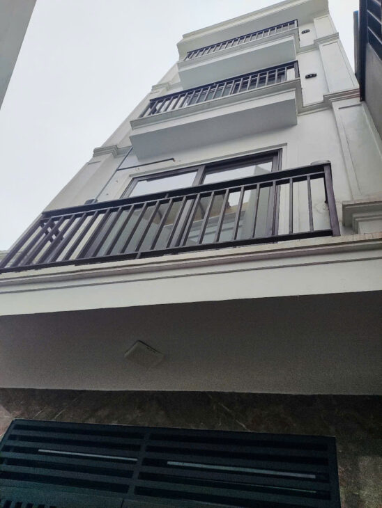 NHÀ LIÊN NINH THOÁNG SÁNG – 4 TẦNG MỚI ĐẸP – NGÕ THÔNG – GẦN TRƯỜNG HỌC,GIÁ 4,5 TỶ