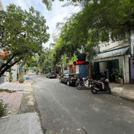 Cho thuê mặt tiền Lê Văn Duyệt, P.3, 3x6m, riêng biệt, 16tr, TL