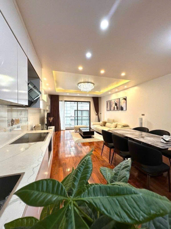 BÁN NHÀ CỔ NHUẾ 70M² X 6 TẦNG, THANG MÁY, KINH DOANH, PHÂN LÔ, Ô TÔ, CHỈ 15 TỶ