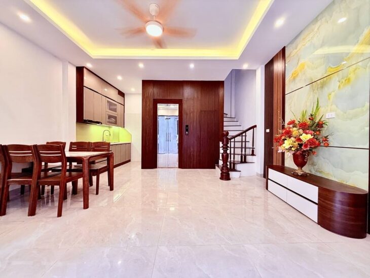 BÁN NHÀ ĐÔNG NGẠC – 59M x 7 TẦNG THANG MÁY – Ô TÔ TRÁNH – DÒNG TIỀN 60TR/THÁNG – CHỈ 9.5 TỶ.