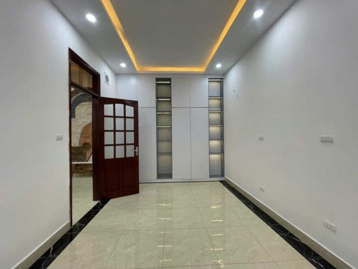 Bán nhà Khương Trung- 50m ra mặt phố – Giá đầu tư- 54m2