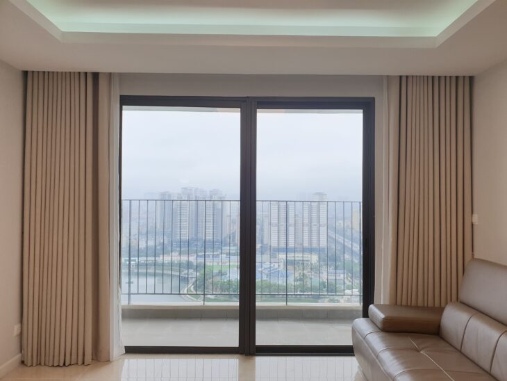 Chủ nước ngoài cần bán căn 2 ngủ rộng dt 75m2, các phòng đều view hồ điều hòa, tầng trung tòa C3 –