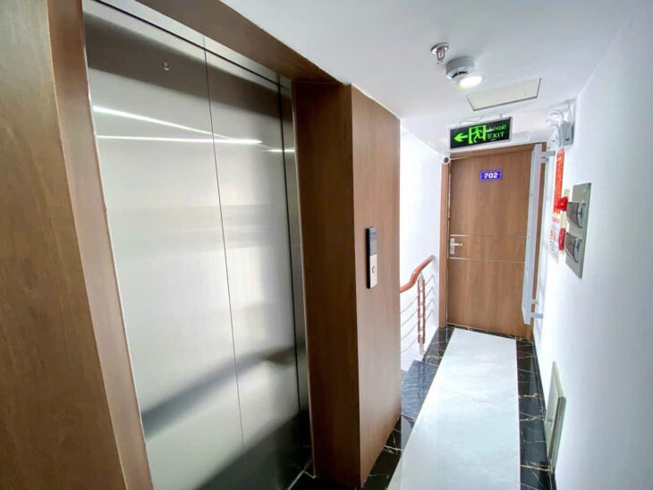 BÁN NHÀ LẠC LONG QUÂN – 60M x 7 TẦNG THANG MÁY – FULL NỘI THẤT – GẦN Ô TÔ – PHÂN LÔ – GIÁ 18.5 TỶ