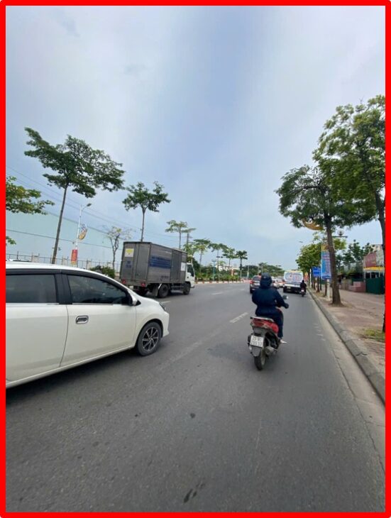 BÁN NHÀ MẶT PHỐ NGỌC TRÌ, LONG BIÊN