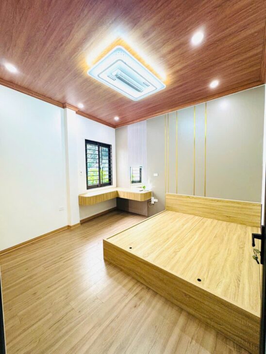 BÁN NHÀ TRẦN CUNG – 56M x 5 TẦNG x MT 5,2M – NGÕ THÔNG – GẦN Ô TÔ – SỔ PHÂN LÔ – GIÁ CHỈ 12,3 TỶ.