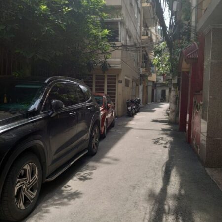 Bán nhà ngõ 40 phố Tô Vĩnh Diện- Gần phố- Thiết kế hiện đại- 2 thoáng- full nội thất sịn sò- 37m2