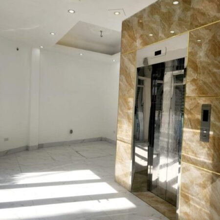 Nhà tôi cho thuê nhà hai cửa đi, mới, 97m2_ 4T; vỉa hè, Lò Đúc-30 Tr