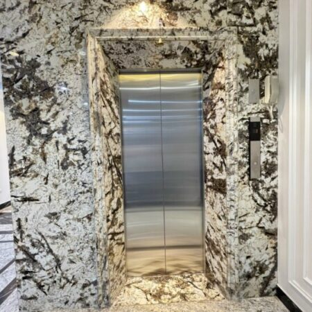 Nhà mình cho thuê nhà lô góc, mới, Mai Hắc Đế; vỉa hè 113m2* 5T- 45 Tr