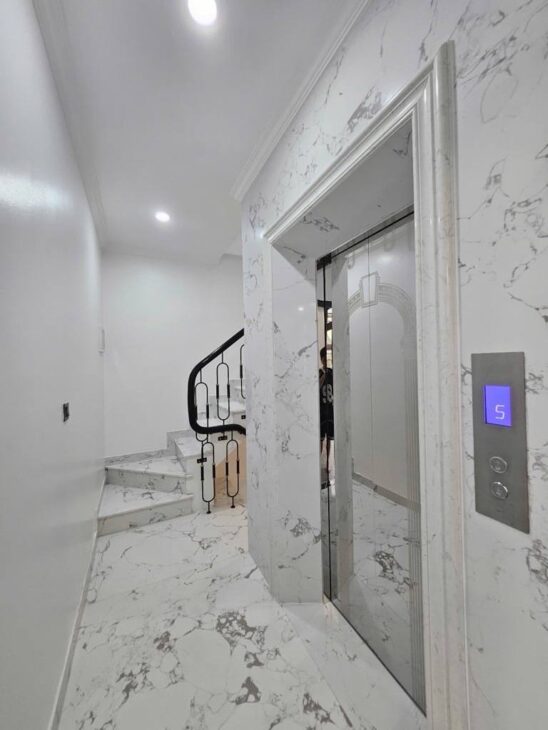 BÁN NHÀ XUÂN ĐỈNH 40M X 7 TẦNG THANG MÁY – PHÂN LÔ – Ô TÔ ĐỖ CỬA – 10.3 TỶ. 0968669247