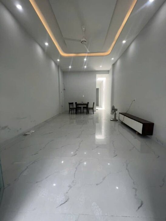 Bán nhà MTKD Lê Văn Tách Thủ Đức, 92m2 , hxh, giá chỉ 5 tỷ 100 ( TL )
