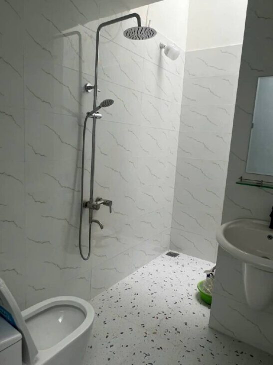 Bán nhà MTKD Lê Văn Tách Thủ Đức, 92m2 , hxh, giá chỉ 5 tỷ 100 ( TL )