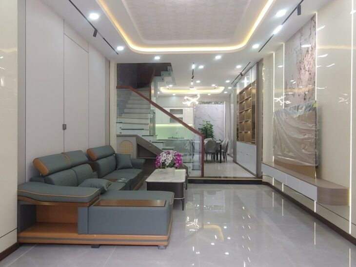 Ngay Xóm Đạo, Nhà 5 Tầng Gò Vấp 61m2, Hẻm xe tải, 4x15m, 4PN, Chỉ 7.5 T.Ỷ