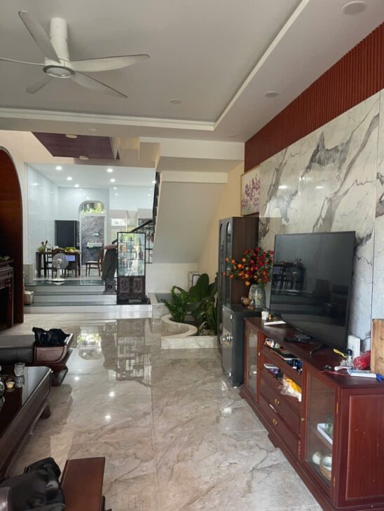 CƠ HỘI HIẾM CÓ – CHỈ 11 TỶ – NHÀ 2 TẦNG ĐẢO VIP HÒA XUÂN.