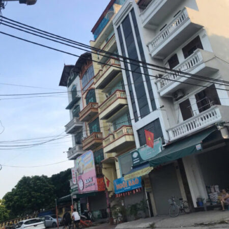TT HUYỆN THANH TRÌ, LÔ GÓC 2 MẶT THOÁNG KINH DOANH – Ô TÔ VÀO NHÀ 40m2/ 5 TẦNG HƠN 5 Tỷ