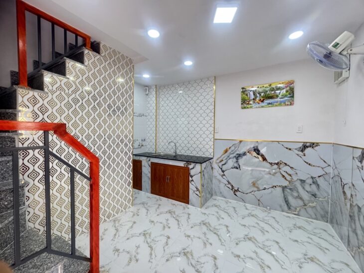 LÊN SÓNG CĂN 3 TẦNG- HXH TỚi CỔNG- 2PN- 2WC- CHỈ 3.45 TỶ- P10 GV