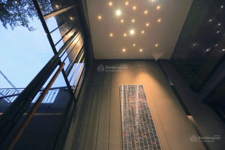 Tòa Nhà 7 Tầng Sát Nguyễn Hữu Cảnh, Ba Son, Quận 1 – 81m², Giá 23.5 Tỷ