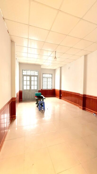 Chỉ 6.4 Tỷ TL! Bán Nhà Gò Vấp DT 75M² – 3 Tầng/4pn, Hẻm Xe Hơi, Giáp Tân Bình!