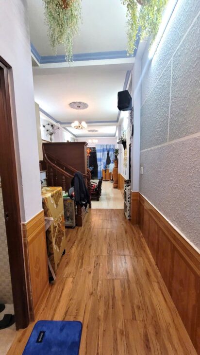 Nhỉnh 6 Tỷ TL! NHÀ HẺM XE HƠI – 82M² – Giáp Phú Nhuận, Chỉ 10 phút ra SÂN BAY TSN!