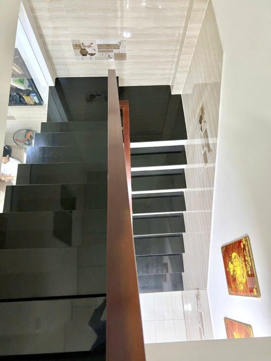 Chính Chủ 1 Đời – Nhà 66M² – Ô TÔ VÀO NHÀ – Đối Diện UBND Gò Vấp– 5.89 Tỷ TL!