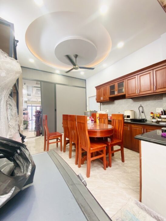 Bán nhà DT 91m2 Mặt Tiền Kinh Doanh – Đường Vườn Lài – Tân Phú