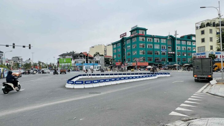 bán nhà Ngọc Thuỵ, 160m, mặt tiền 7m, ôtô tránh, cạnh chợ Ngọc Thuỵ, gần đường Hồng Tiến kéo dài