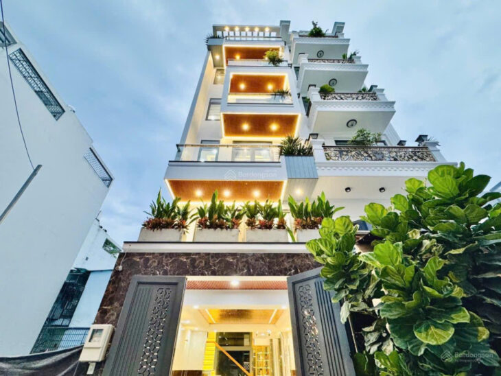 Bán nhà Đường Số 30, Phường 6, Gò Vấp; Diện tích: 4.2m x 16m; 5 tầng.