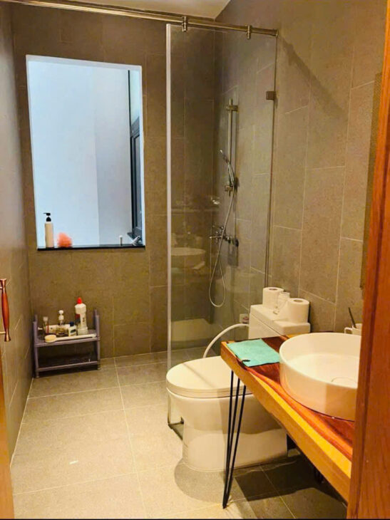 BÁN NHÀ MẶT TIỀN 3 TẦNG PHAN ĐÌNH PHÙNG, PHƯỜNG NHA TRANG (Vị trí đắc địa – Giá tốt)