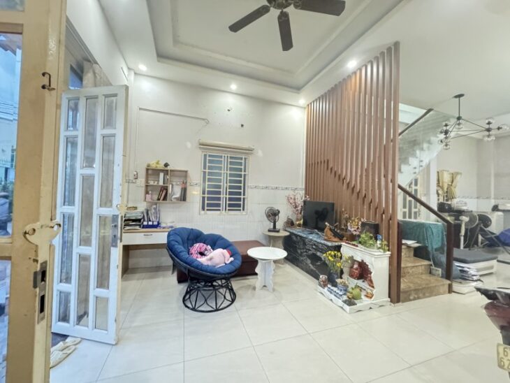 Bán nhà 77m², 2 tầng, 3PN, Q.9, 4.7 tỷ, sổ hồng