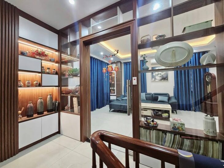 BÁN NHÀ YÊN HÒA CẦU GIẤY NGÕ THÔNG KINH DOANH LÔ GÓC 2 THOÁNG GA RA Ô TÔ 6 TẦNG 12 TỶ