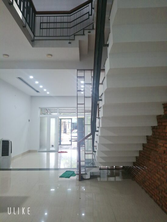 CHỈ 6,2 TỶ – GIÁ CỰC TỐT! NHÀ 3 TẦNG KIÊN CỐ, MẶT TIỀN ĐƯỜNG 7M5, LỀ 10M, CẨM LỆ.