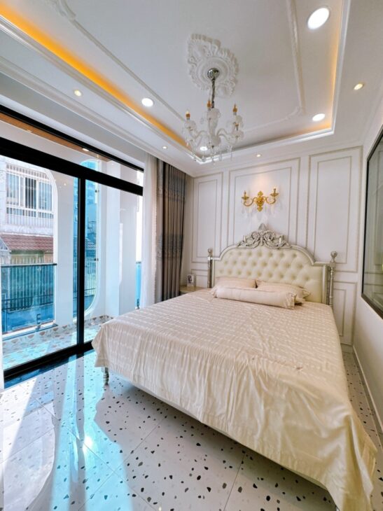 Nhà 6 Tầng Thang Máy Gò Vấp P5, Hẻm xe hơi 6M, 4x15m, Chỉ 11.9 Tỷ TL