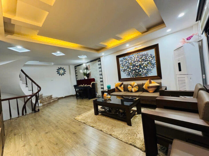 NHÀ ĐẸP HẠ ĐÌNH – NỘI THẤT XỊN SÒ – DT 30m2 5 tầng mặt tiền 4.3m Giá 7.6 tỷ