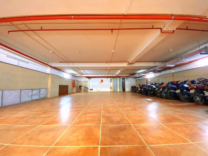 MP PHÙNG CHÍ KIÊN – KINH DOANH Ô TÔ TRÁNH Dt 251m2 9 tầng mt 11m Giá 135 tỷ