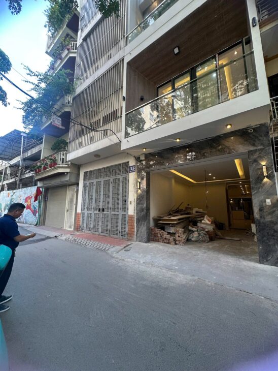 BÁN NHÀ HOÀNG CẦU QUẬN ĐỐNG ĐA 5 TẦNG THANG MÁY Ô TÔ TRÁNH KINH DOANH 2 THOÁNG 70M 27,9 TỶ