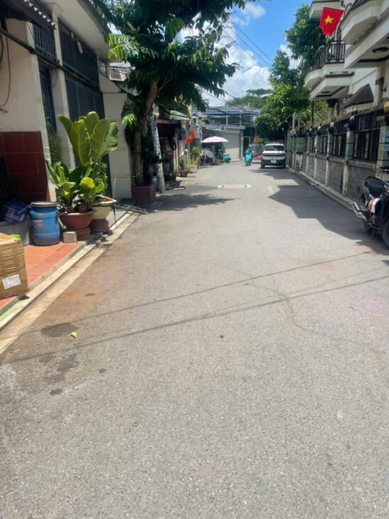 Nhà bán Nguyễn Ảnh Thủ DT 4×10 m2 , giá 3.3 tỷ phường Hiệp Thành Quận 12