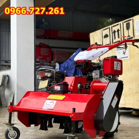Máy cắt cỏ trục băm công suất lớn – Lưỡi băm 80cm, phù hợp đồng cỏ, bãi chăn nuôi Máy cắt cỏ trục băm công suất lớn – Lưỡi băm 80cm, phù hợp đồng cỏ, bãi chăn nuôi