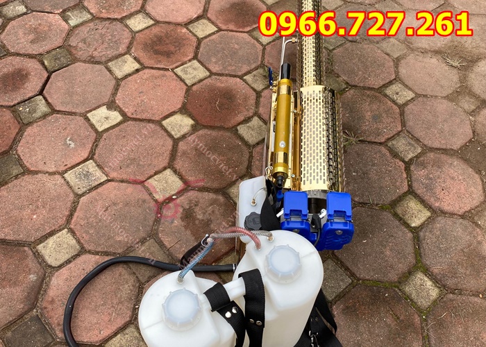 Máy phun khói diệt sau bệnh côn trùng , khử trùng siệt sâu bệnh FS70