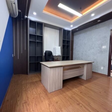 Bán gấp nhà Mặt tiền Đường số Phạm Hữu Lầu, Quận 7, 90m2 (5×18) 3 tầng, giá tốt