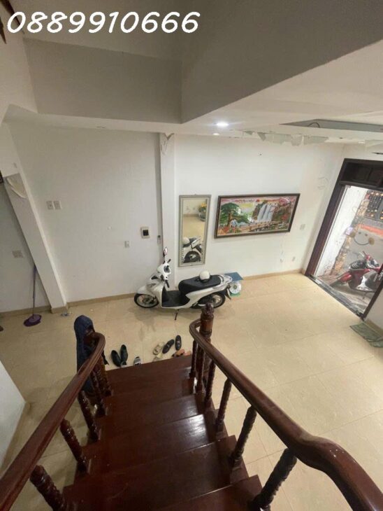 Siêu hiếm Hoàng Ngân 55m2 nhà kiên cố 4 tầng, cách oto 20m, gần hồ điều hoà giá 10.5 tỷ