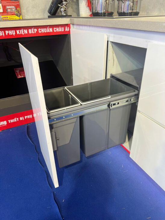 Thùng rác đôi âm tủ ABS an toàn, không độc hại TaKing