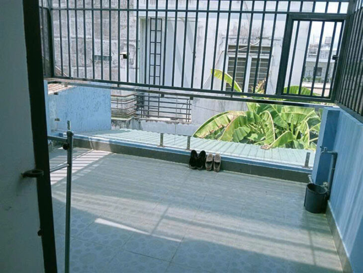 Nhà 2 tầng mới đẹp, 65m2, 1 xẹt Hoàng Hữu Nam, giá 4 tỷ nhỉnh