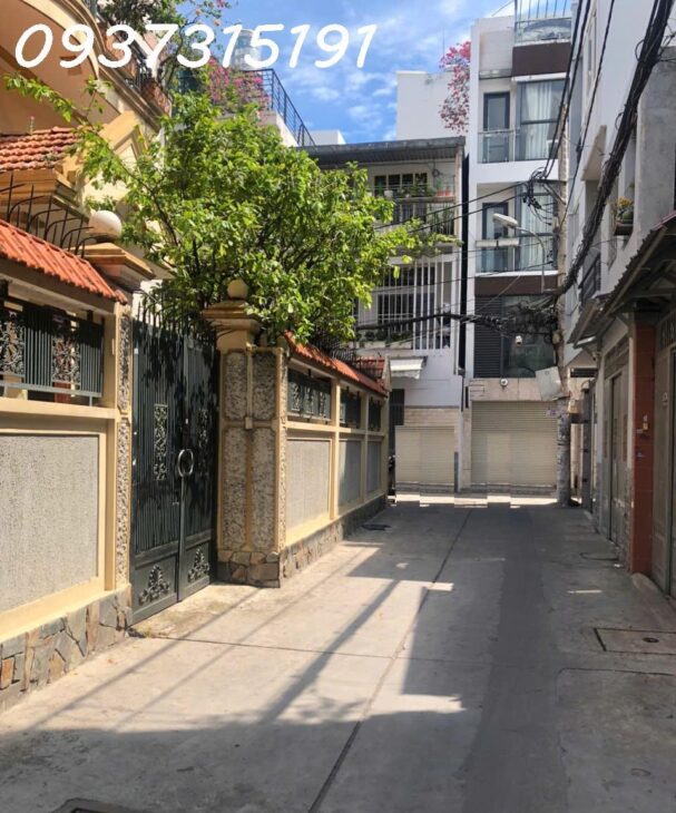 BIỆT THỰ PHÚ NHUẬN – GIỮA TRÁI TIM SÀI GÒN – DÀNH CHO GIỚI THƯỢNG LƯU 2 MẶT TIỀN PHAN XÍCH LONG