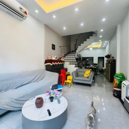 Nhà Tây Hồ oto 7 chỗ qua nhà! 58m, mặt tiền 4m, đường vào nhà 3.5m!