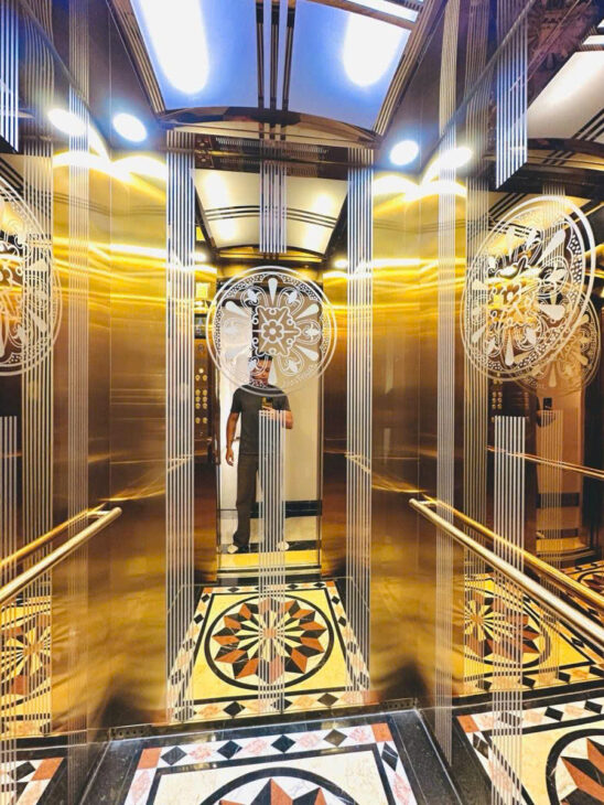 BÁN NHÀ MỚI XÂY 6 TẦNG THANG MÁY , CẦU GIẤY , LÔ GÓC , THIẾT KẾ HIỆN ĐẠI , GẦN PHỐ , Ở NGAY HOẶC