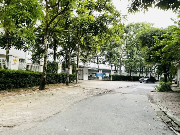 BIỆT THỰ SONG LẬP – ÁNH NẮNG RỰC RỠ – GÓC NÀO CŨNG CHILL!