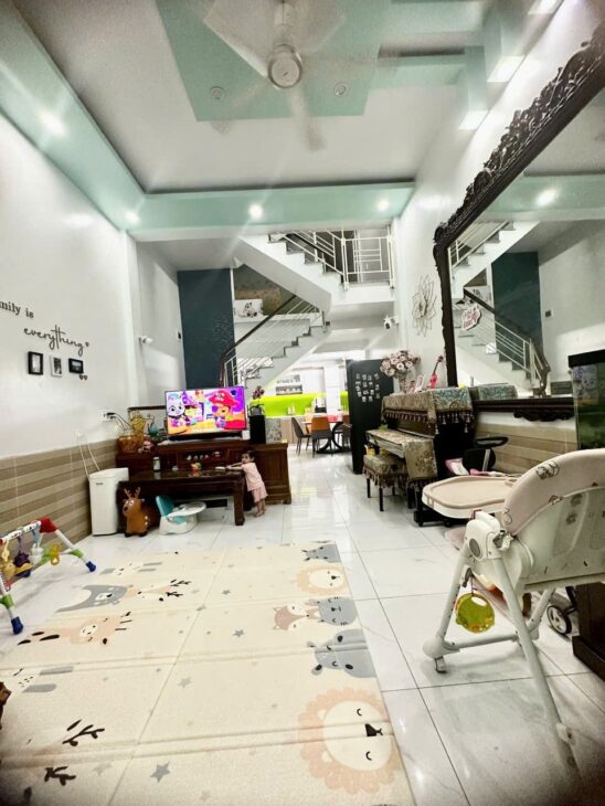 Chính Chủ Cần Bán Gấp Nhà Đẹp, Vuông Vắn Tại 55 Bùi Thị Từ Nhiên, Quận Hải An, Hải Phòng