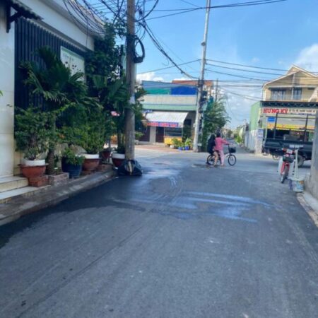 Nhà đẹp đường xe hơi thông, 67m2, ngang 4.5m, Hiệp Bình Phước Thủ Đức, 5.3 Tỷ Tl